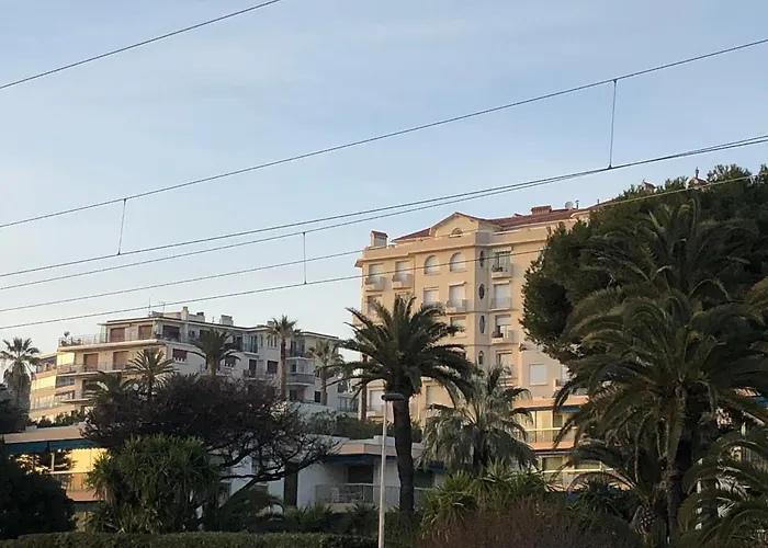 アパート Les Pins